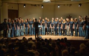 CORO PoliETNICO – Torí (Itàlia) / Il Sedicetto (grup vocal de cambra) COR UPC de Terrassa